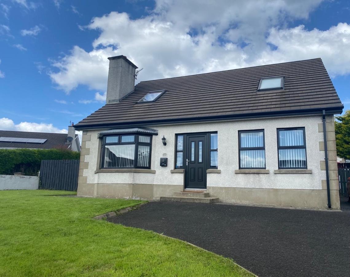 Holiday Home In Ballycastle - Fainne Na Cairde Luaran gambar