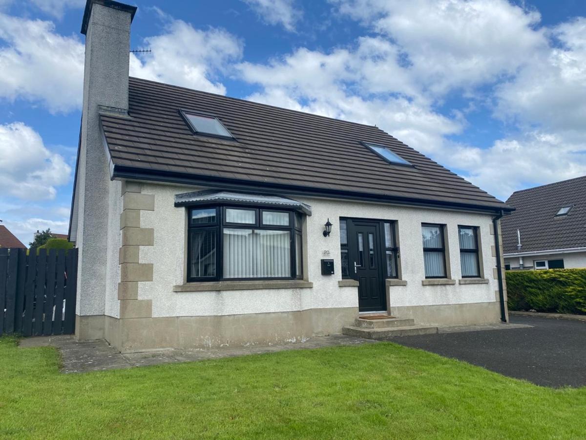 Holiday Home In Ballycastle - Fainne Na Cairde Luaran gambar
